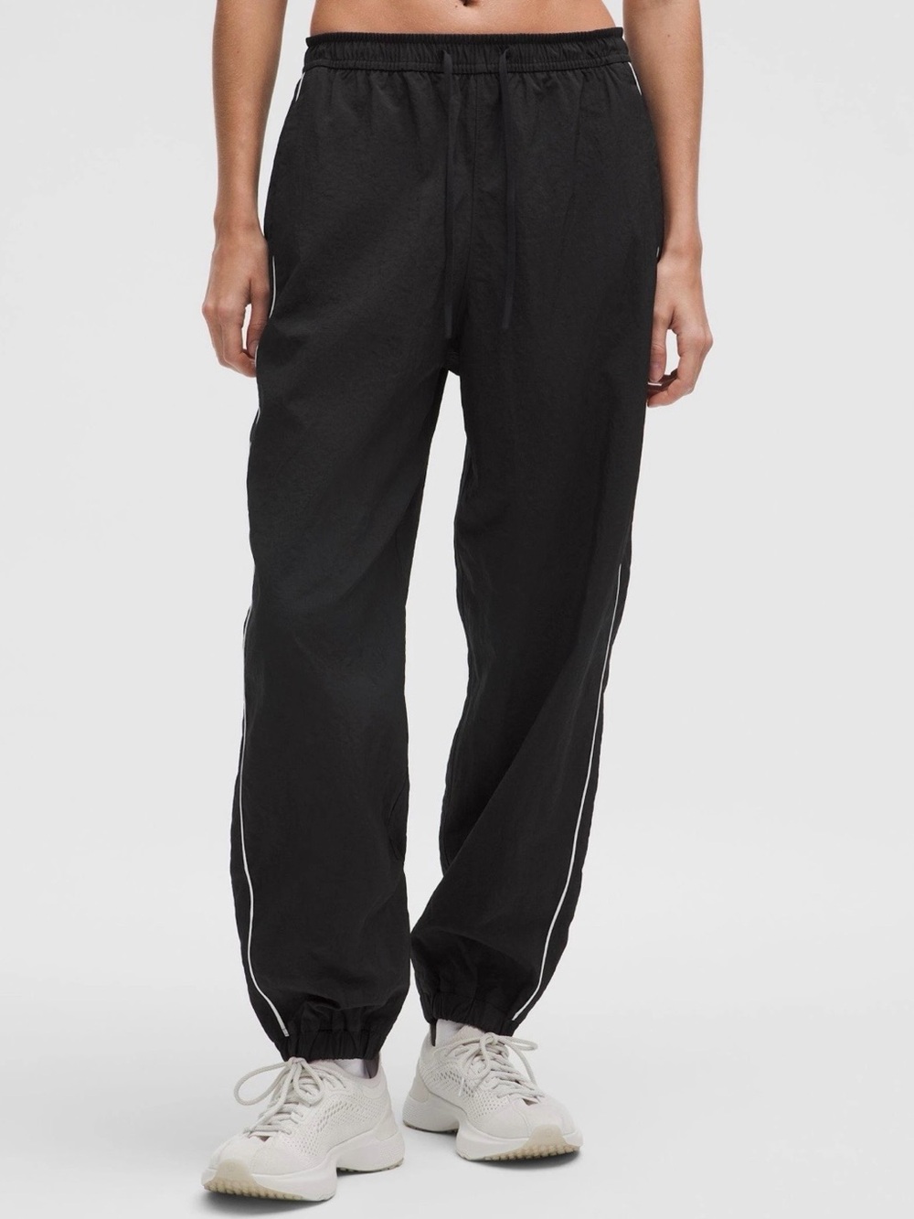 Lululemon Women Joggers